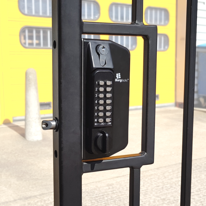 BORG LOCKS BL3130 ECP Knob Operated Marine Grade Metal Gate Double Digital Lock