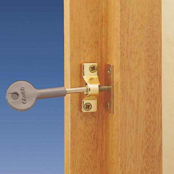 YALE 8K118 Casement Window Lock - 4 Pack